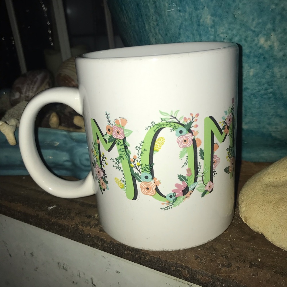 V&S Housewear Mom Coffee Mug
